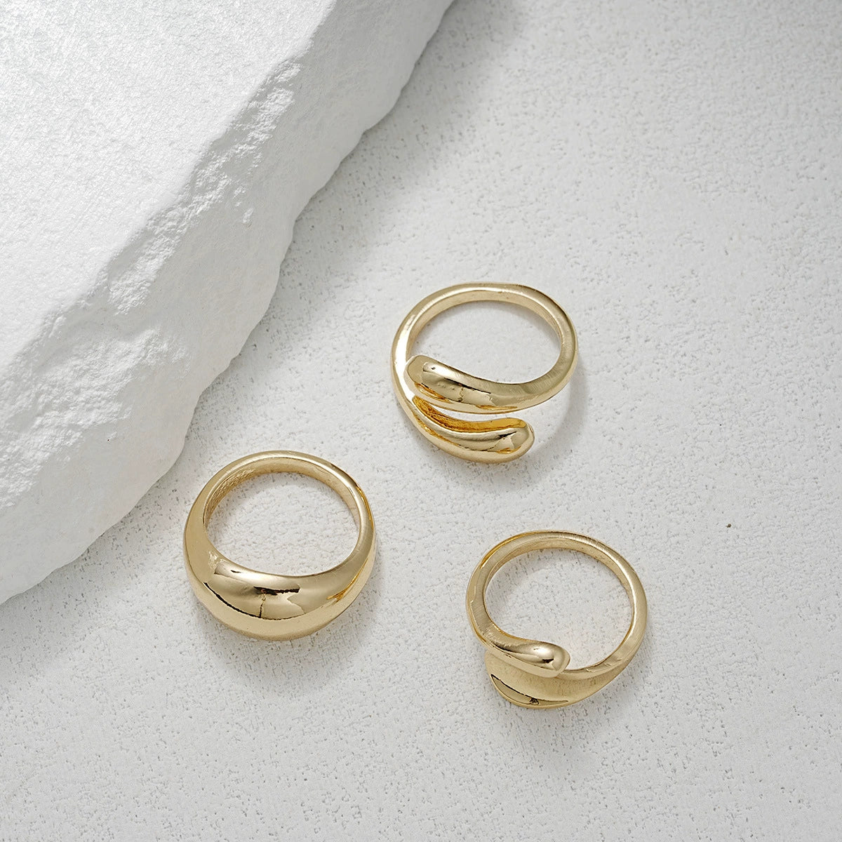 Lustre Trio Ring Set